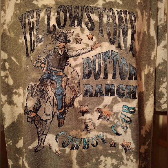 Bleached Yellowstone Dutton Ranch T-Shirt - Picture 3 of 4